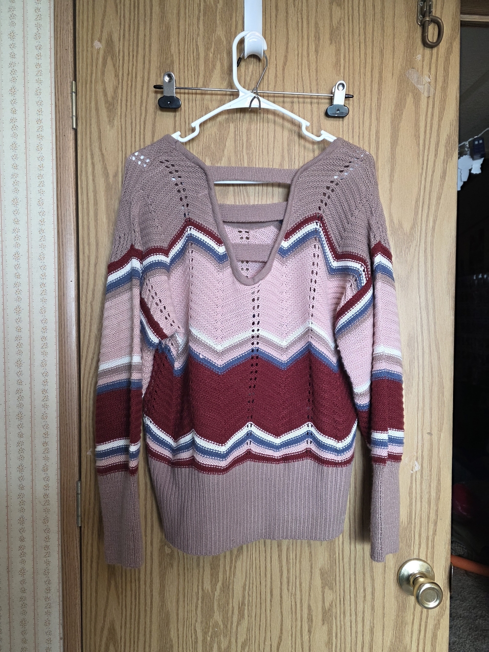 Striped Chevron Knit Scoop-Neck Sweater in Dusty Pink and Wine - Picture 3 of 4